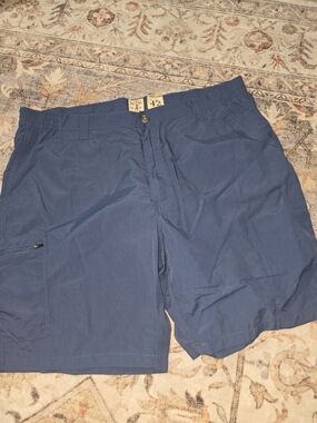 RedHead Men's Blue Hybrid Shorts with Zip Pocket